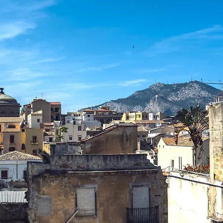 Gran Cancelliere With Parking Bed & Breakfast Palermo